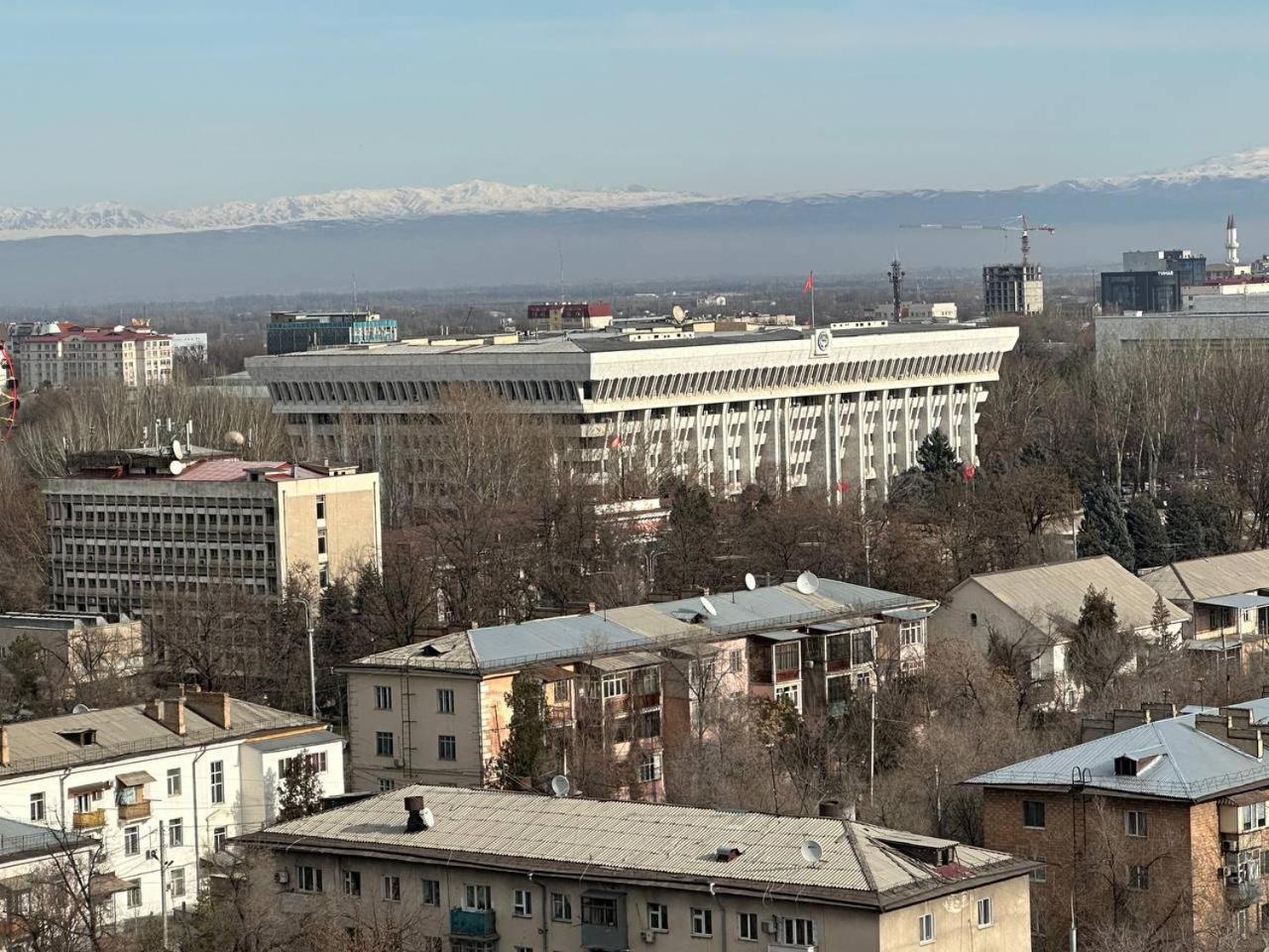 Apartment With City View On Sydykova St. 123 Bishkek Bagian luar foto